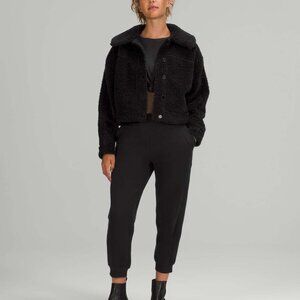 Lululemon NWOT black fleece textured button teddy jacket